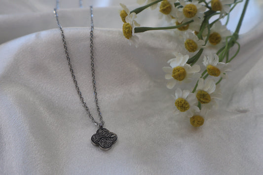 Clover Necklace