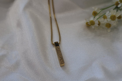 Pillar Necklace